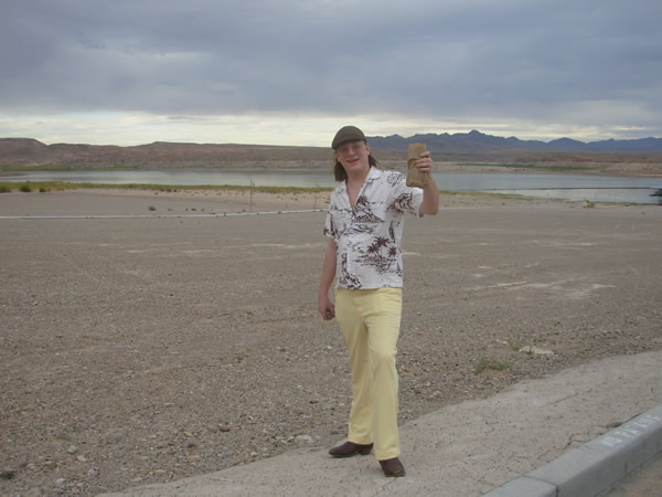 Mahou, probably the best beer around this desert... Mahou, probably the best beer around this desert...