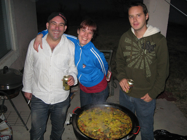 Chusa junto a Lluí­s (a la izquierda) y Nacho (otro profe)