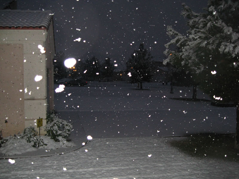 La nieve en la puerta de mi casa La nieve en la puerta de mi casa
